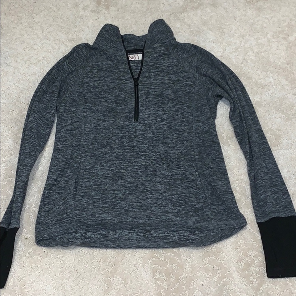 SWEATSHIRT